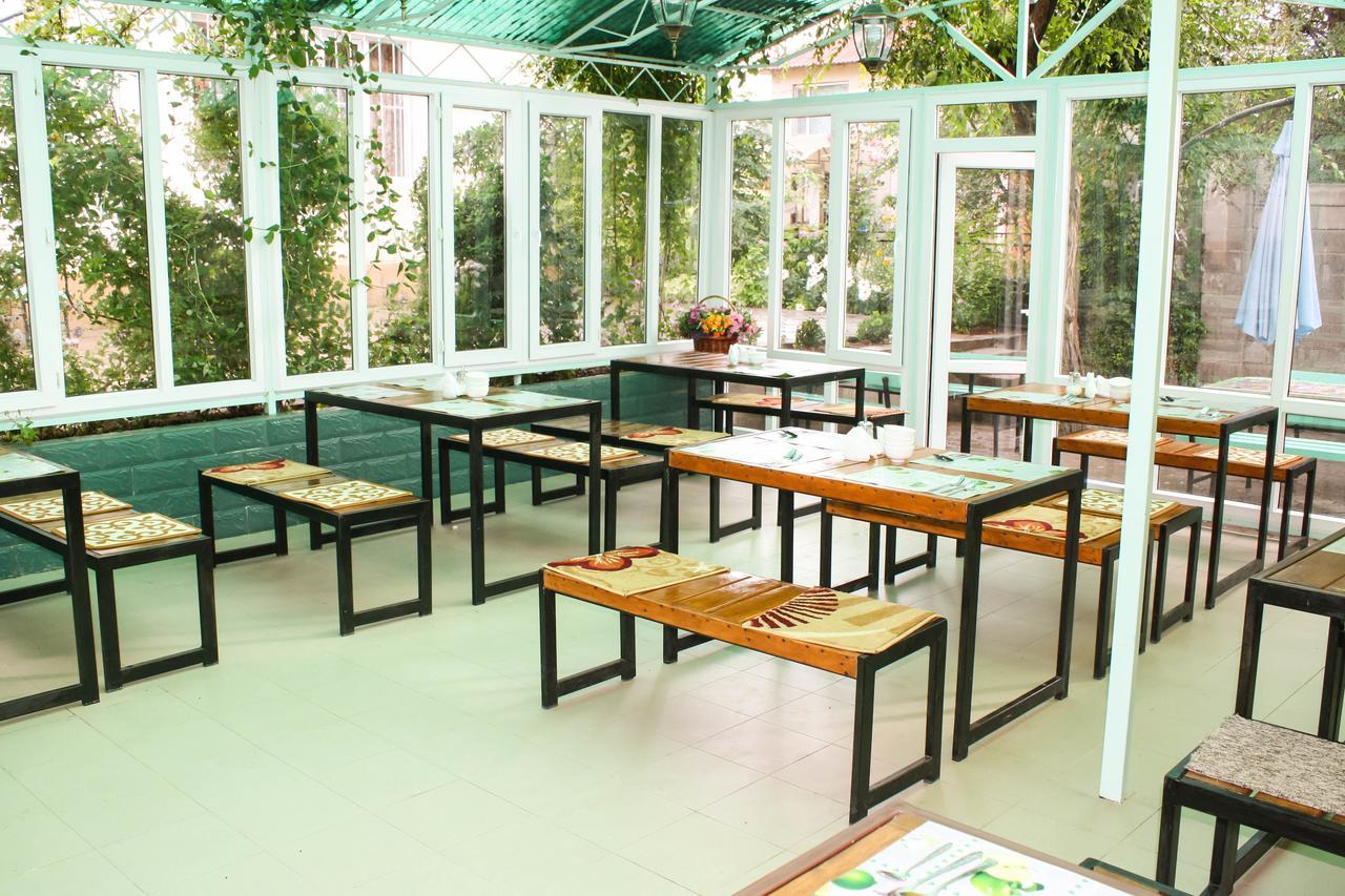 Evita Hotel Dolinka Luaran gambar